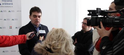 Arădenii pot susține demersul nostru printr-o semnătură.