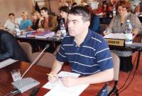 Aleşii nu renunţă la indemnizaţii
